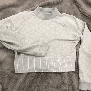 LIGHT GREY PUMA TURTLE NECK CROP SWEATER